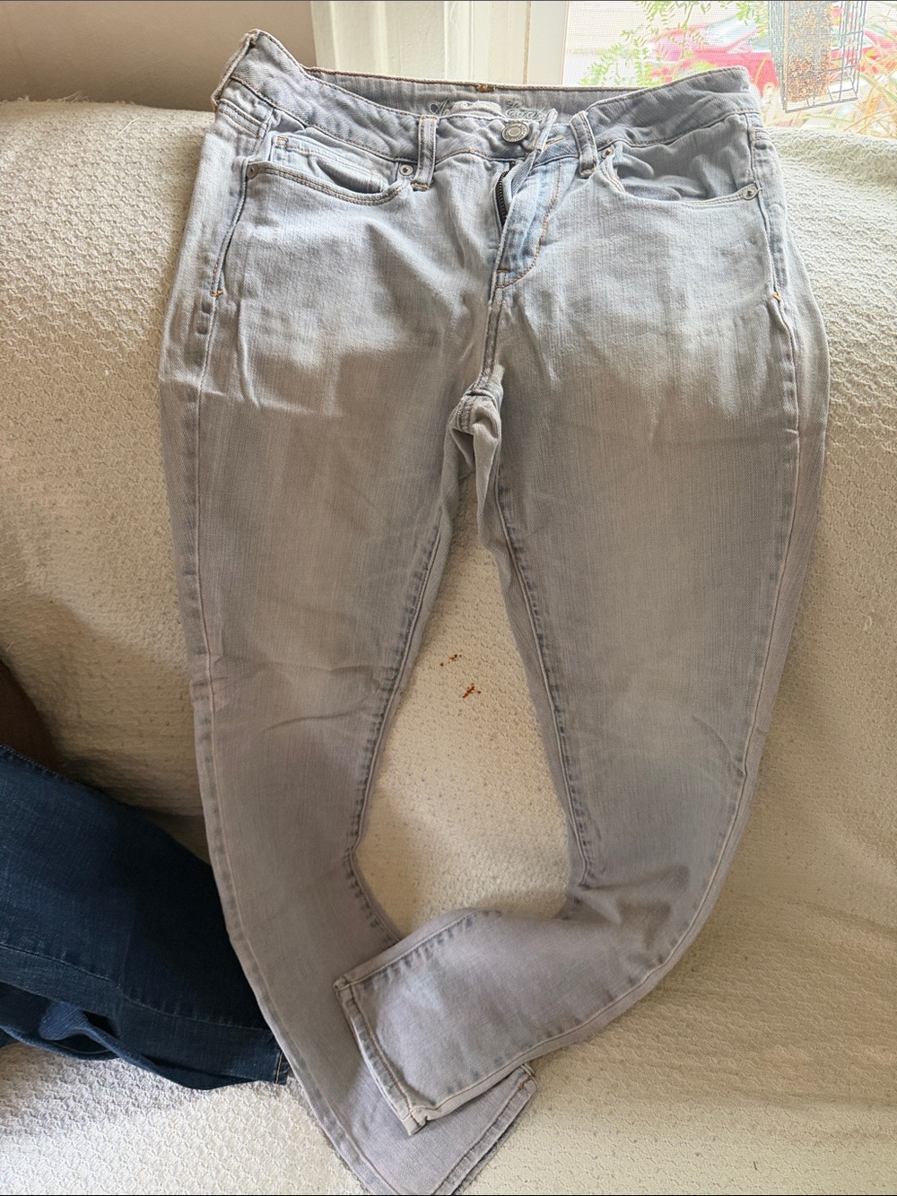 American Eagle Outfitters Light Gray Skinny Jeans